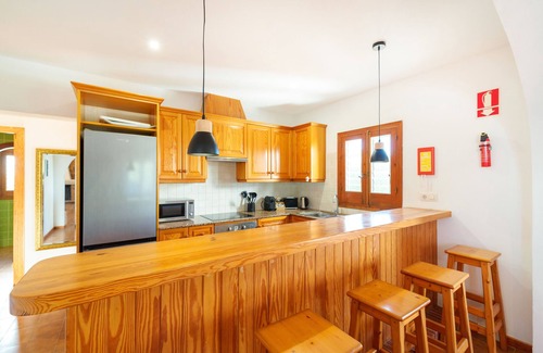 Cala'n Bosch Casa | Oliver | Villa con piscina y aire acondicionado!