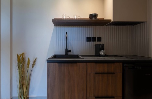 Sarti Casa | Olivera Suites Sarti