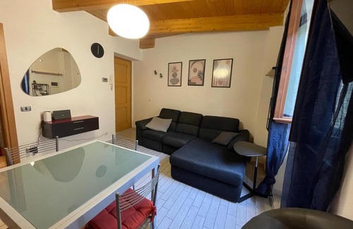 Urbania Apartamento | Olli's Place