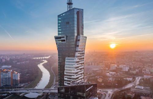 Rzeszow Apartamento | OLSZYNKI PARK- High-End Luxury Apartment with View, City Centre by StayNest