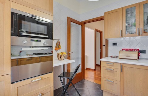 Oltretorrente Apartamento | Oltretorrente Quiet Apartment - con Balconi!