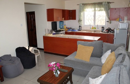 Mtwapa Cabaña | Oluwa Seun Beach Cottages