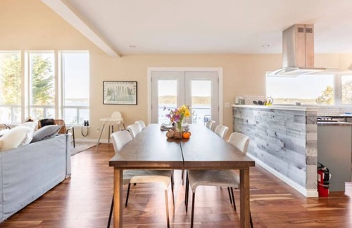 Sequim Casa | Olympic Forager House on the water with hot tub and kayaks