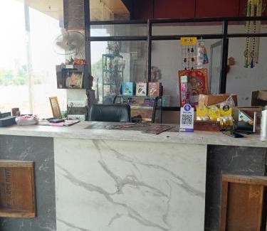 Khattalwada Hotel | Om Resort Hotel And Restaurant