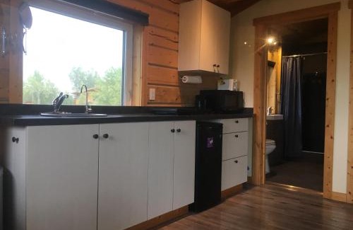 Whitehorse Casa | Oma's and Opa's Northern Lights Viewing Cabin