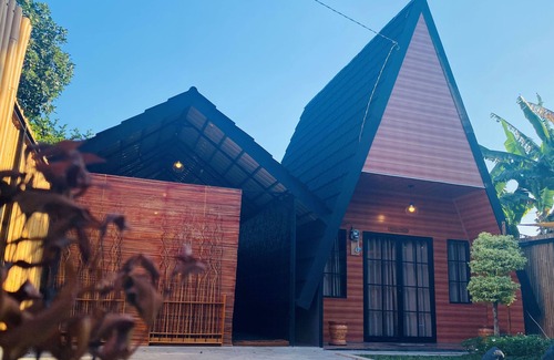 Depok Villa | Omah Abiza