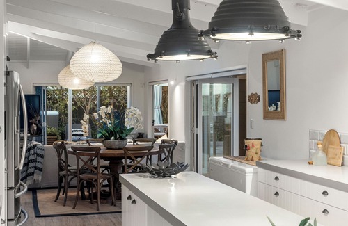 Omaha Casa | Omaha Beach House by OnefinestayNZ