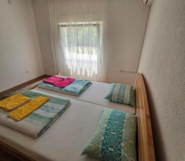 Bihac Casa | Omar & Una Apartmani