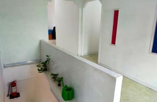 Palembang Hotel | Ombai Guest House 27 Syariah Mitra RedDoorz