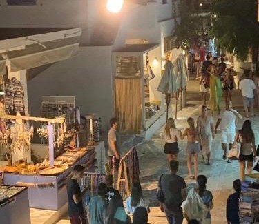 Antiparos Casa | Omma, la Main Street suite