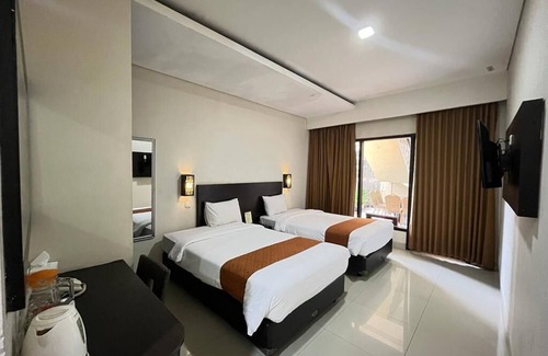 Baki Hotel | Ommaya Hotel & Resort