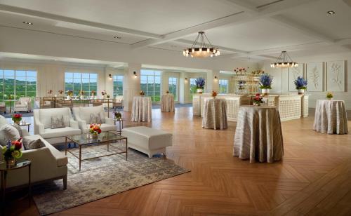 Cabin Ridge Estates Complejo | Omni Barton Creek Resort and Spa Austin