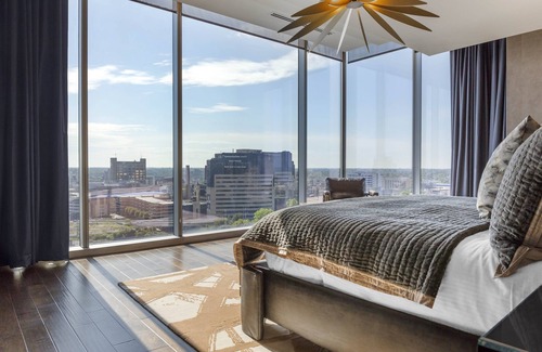 Downtown Louisville Hotel | Omni Louisville Hotel