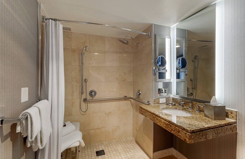 Downtown Hotel | Omni New Haven Hotel at Yale