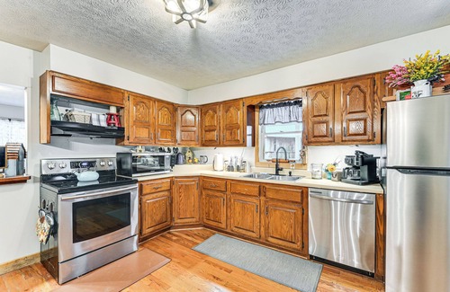 Mize Casa | On 220 Acres: Home w/ Trails in West Liberty!
