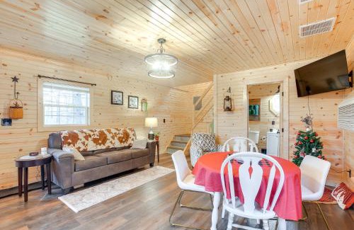 Zanesville Casa | On 40 Acres Charming Cabin in Zanesville!