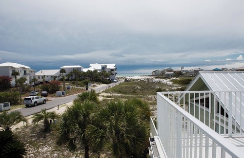 Seagrove Beach Casa | On a Scenic Dune Lake in Seagrove ~ Dog Friendly