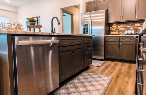 Mena Casa | On Cloud 9 - Mountain View’s near Mena Intermountain Airport KMEZ.