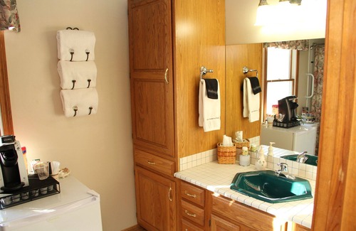Middleborough Cama Y Desayuno | On Cranberry Pond B&B