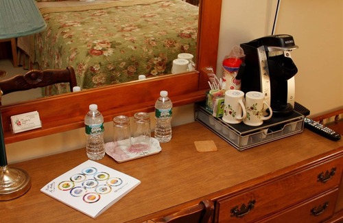 Middleborough Cama Y Desayuno | On Cranberry Pond B&B