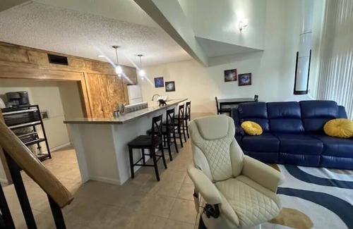Waterwood Casa | On golf course with lake view, deer, boat launch