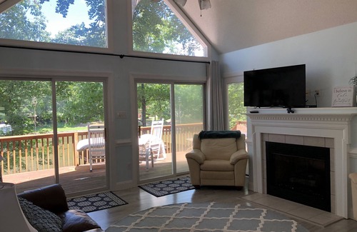 Bracey Casa | On Lake Gaston with boat slip