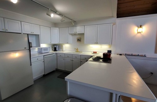 Good Hart Casa | On Lake Michigan near Good Hart and Harbor Springs!