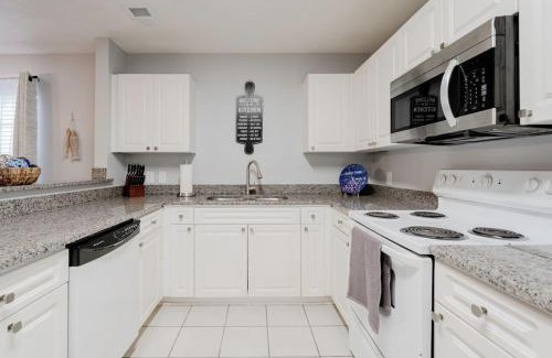 Chapin Casa | On Lake Time - Lake Murray