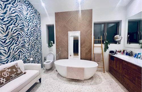 Myoli Beach Villa | On Myoli Beach Front