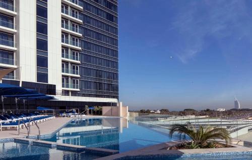 Dubai Media City Apartamento | ON OFF HH-AVANI HOTEL-3BR -Full Palm View
