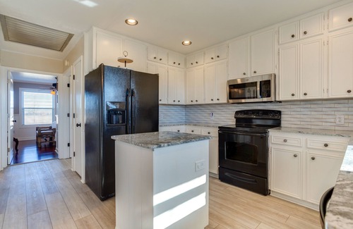 Gober Casa | On-Site Lake Access + Fire Pit: Bonham Home!