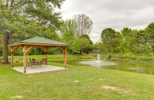 Yellow Springs Casa | On-Site Lake and Gazebo Cabin in Yellow Springs!