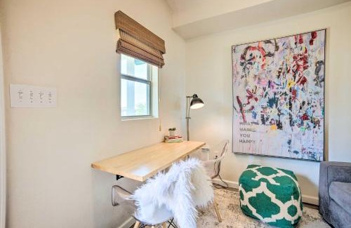 Willis Casa | On-Site Lake Conroe Access - Updated Cabin Rental