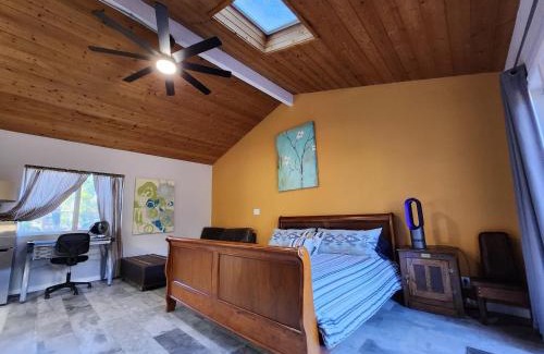 La Jolla Farms Casa | On Site Parking King Master Suite UCSD Walk