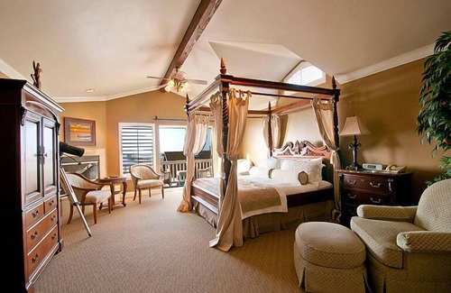 Cayucos Cama Y Desayuno | On The Beach Bed & Breakfast