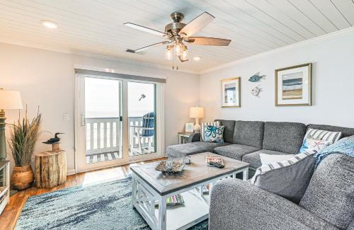 Surfside Beach Apartamento | On-The-Beach Escape Oceanfront in Surfside!