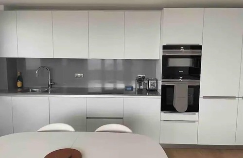 Ramsgate Apartamento | On the Beach! Gorgeous designer apartment with stunning sea views