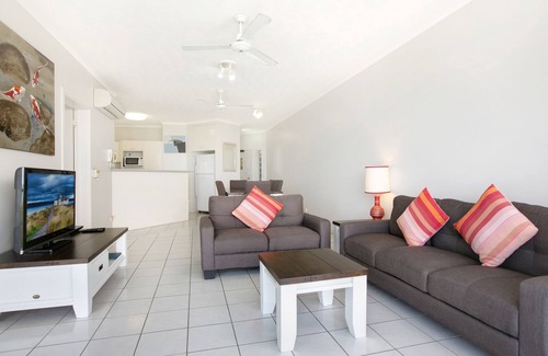 Trinity Beach Apartamento | On the Beach Holiday Apartments