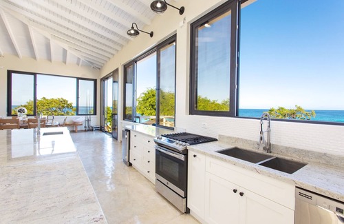 The Valley Villa | CASA DE PLAYA · NUEVO !!! Sandcastle Beach House + Jeep Wrangler + Piscina
