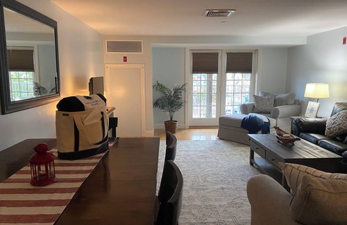 Old Orchard Beach Apartamento | ON the Beach! Great Family Spot in Old Orchard on the Beach & Boardwalk!