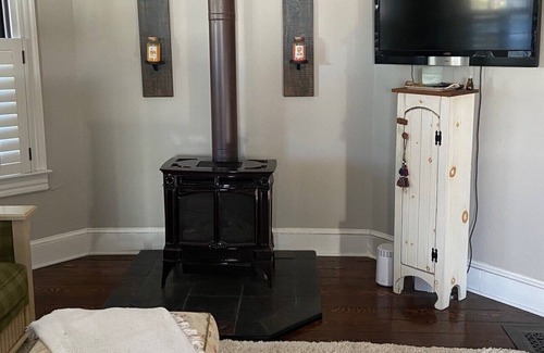 Manasquan Casa | On the best street in Manasquan completely renovated 1883 Victorian Beach House.