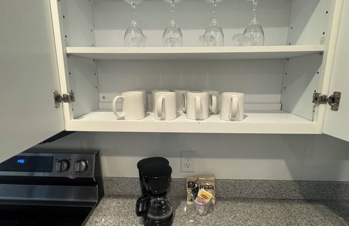 Tuttle West Apartamento | On the border of Hillard/Dublin! 2 bed 2 bath, 1st floor!