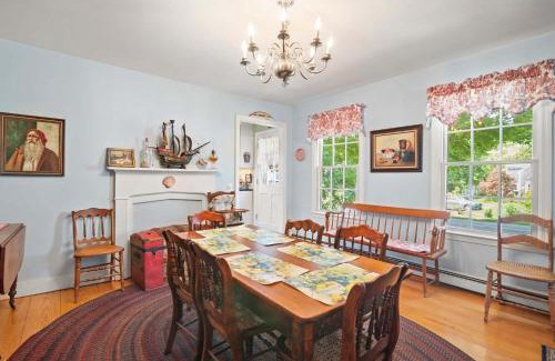 Chatham Casa | On the Chatham Loop - 1 Min to the Beach