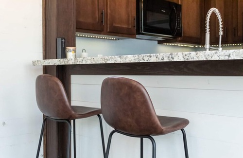 Monteagle Cabina | On the Edge at The Retreat at Deer Lick Falls