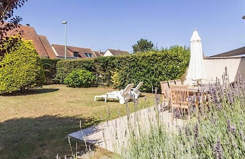 Saint-Jean-de-la-Riviere Casa | On the beaches of Barneville-Carteret ., 3* gîte