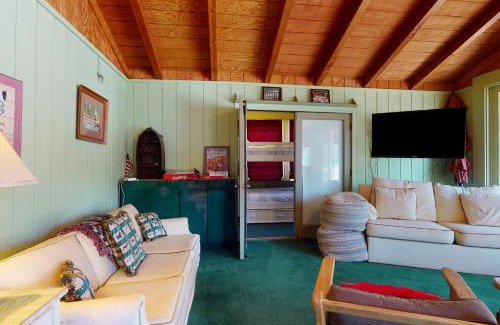 Lakemont Casa | On The Lake - Guest House