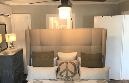 Anderson Casa | ON THE LAKE Romantic Cottage for 2