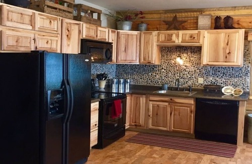 Custer Cabina | En el sendero Mickelson: Log Home perfecto para familias