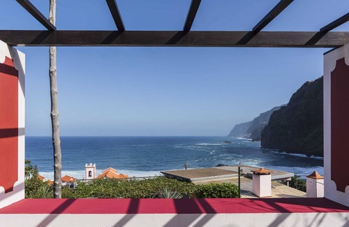 Ponta Delgada Casa | On the North Coast, by the sea - Casa do Terreiro