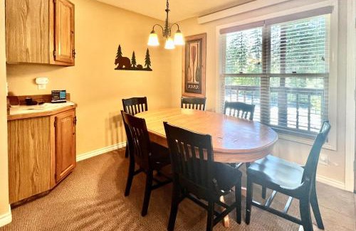 Grand Lake Apartamento | On the Rapids - B Unit